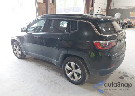 2018 Jeep Compass Latitude 4X4 from USA, damaged, VIN 3C4NJDBB8JT179272